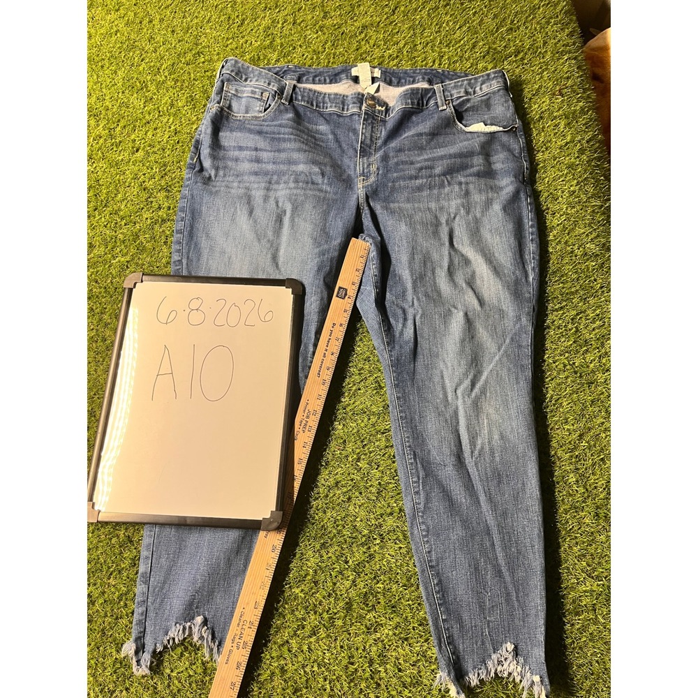 Lane Bryant Signature Fit Mid-Rise Skinny Jeans Plus Size 26 Blue Distressed Hem